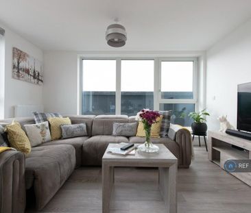 2 bedroom penthouse to rent - Photo 1