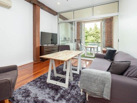 Large Heritage Woolstore - Photo 4