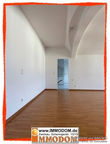 Appartement in Zwickau mit BALKON, EINBAUKÜCHE und Personenaufzug im Dachgeschoss zu vermieten! - Photo 2