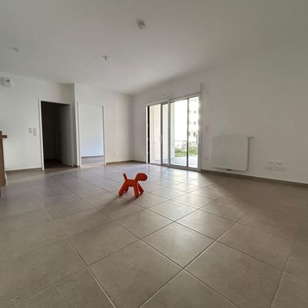 Résidence Allées Blatin, T3 avec terrasse en rez-de-jardin - Photo 4