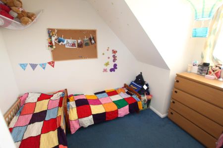 Priestly Gardens, Old Woking - 2 bedrooms Property for lettings - Seymours - Photo 3