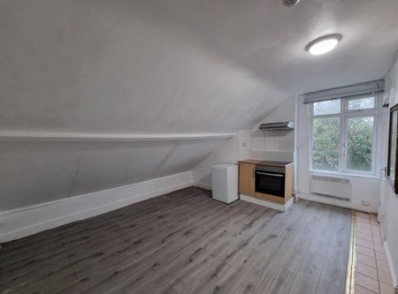 Studio to rent - Photo 4