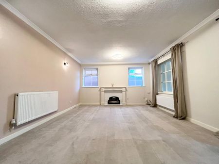 5 bedroom detached house to rent - Photo 3