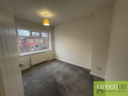 Essex Avenue, Droylsden, Tameside, M43 - Photo 3