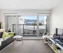 In the Heart Of The City - Photo 3