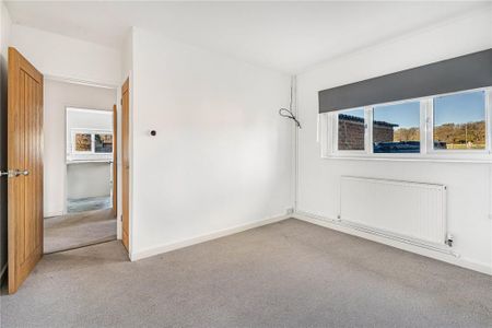 3 bedroom bungalow to rent - Photo 3