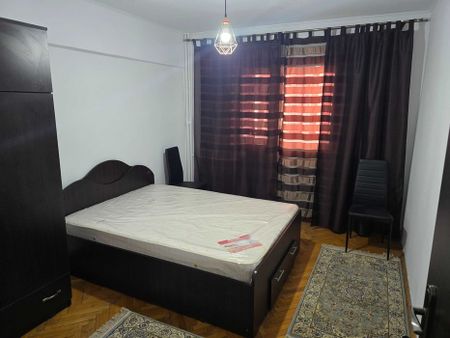 Apartament de inchiriat , 3 camere, zona UltracentralaIasi - Fotografie 5
