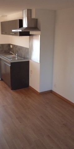 Location Appartement 2 pièces 26m² BEAUVAIS 60000 - Photo 1