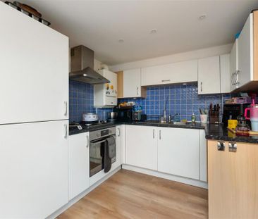 1 bedroom flat to rent - Photo 6