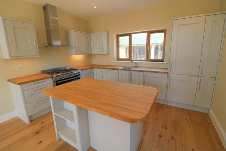 2 bedroom barn conversion to rent - Photo 5