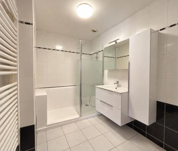 Location Appartement 4 pièces 91m² LE BOURGET DU LAC 73370 - Photo 5