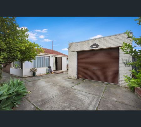 2 Harley Street, Sunshine North, Vic 3020 - Photo 5
