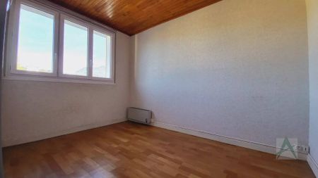 CHAMBERY - T3 Bis avec vue dégagée - Photo 2