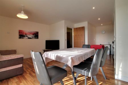 The Hemisphere, Edgbaston Crescent, Edgbaston - Photo 3