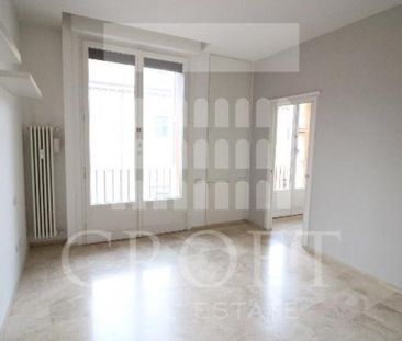 Attic-Piazza Navona: Spacious 3 Bedroom, 3 bath, living, kitchen, l... - Photo 4