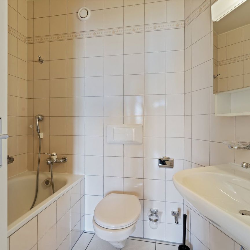 3 Zimmer, 49 m², 3. Stock - Foto 1