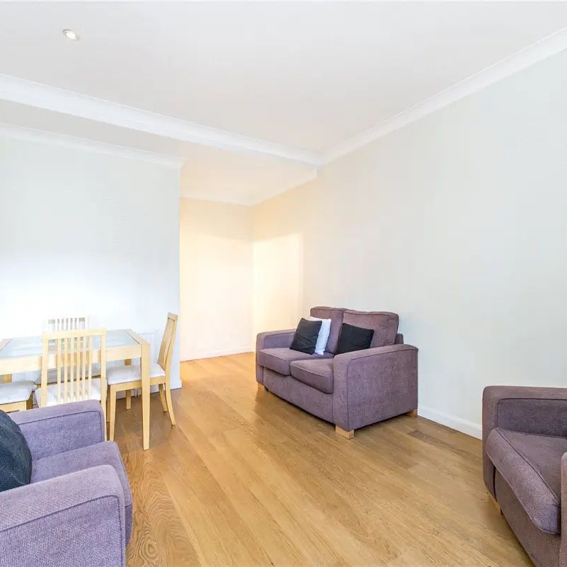 2 bedroom flat in Pimlico - Photo 1