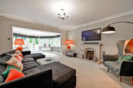 5 bedroom detached house to rent - Photo 2