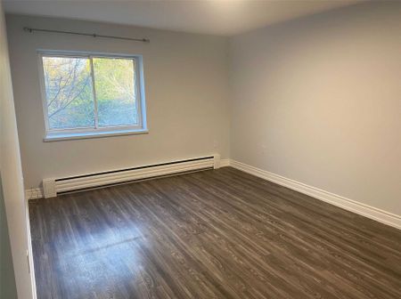 For Lease - 172 Sherwood Avenue Unit# 304, Toronto, Ontario - Photo 4