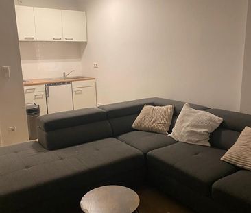 Helle 2- Zimmerwohnung mit Balkon in Düsseldorf Oberbilk - Photo 3