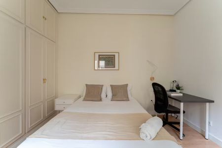 Calle del Conde Duque, Madrid, Community of Madrid 28015 - Photo 3