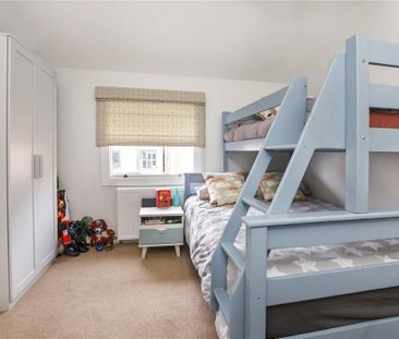 4 bedroom terraced house to rent - Photo 6