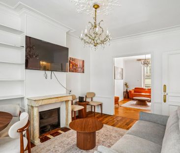Location Appartement 2 pièces PARIS 8ème - Photo 1