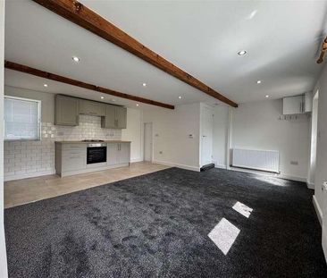 Highwood Lane, Kirkburton, Huddersfield, HD8 - Photo 3