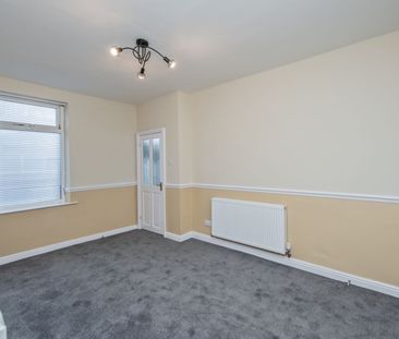 2 Bedroom - Photo 2