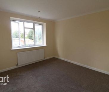 2 bedroom maisonette to rent - Photo 1