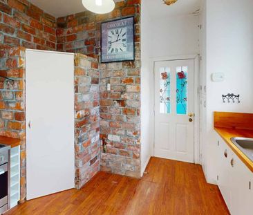 Awapuni - 2 Bedrooms - Photo 5
