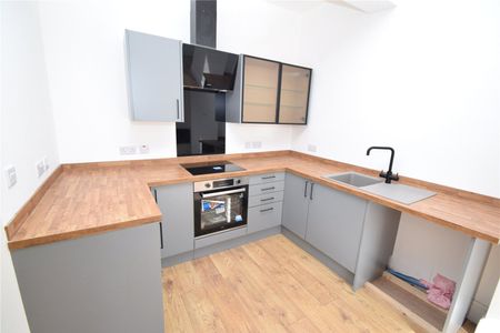 1 bed ground floor flat to rent in Wellington Road, Bridlington, YO15 - Photo 2