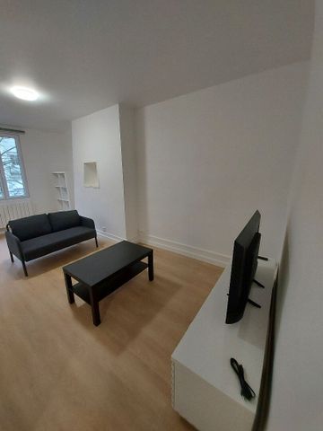 Location Appartement 2 pièces 44m² - Photo 2