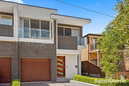 18B Highland Avenue, Roselands, NSW 2196 - Photo 4