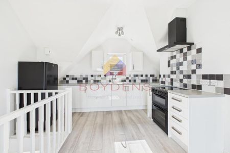 2 bedroom terraced house to rent - Photo 5