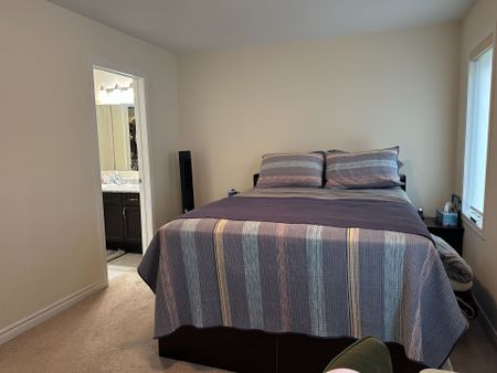 For Lease - 209 Netherby Lane, Kitchener, Ontario - Photo 3