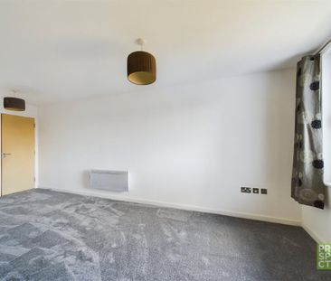 2 bedroom apartment to rent - Photo 6
