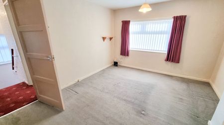 3 Bedroom - Photo 5