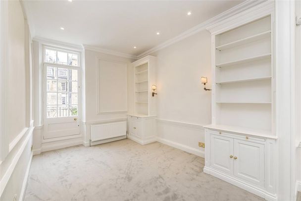 4 bedroom terraced house to rent - Photo 1