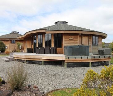 Easy Living on Kanuka Lane - Photo 3