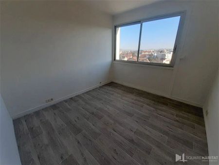Location appartement 3 pièces - 56m² à Clermont-ferrand (63000) - Photo 2