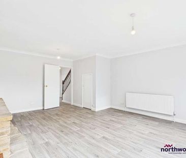 Wilton Avenue, Hampden Park, Eastbourne, BN22 - Photo 2