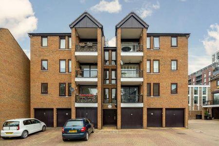 2 bedroom flat to rent - Photo 4