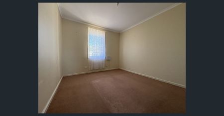 5 Barber Court, Port Augusta West - Photo 4