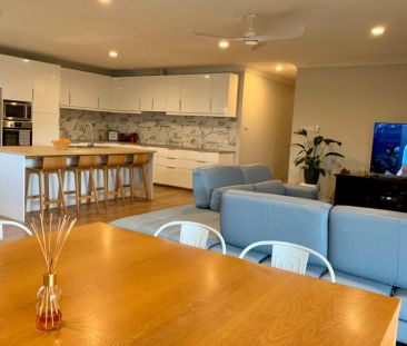 5 bedroom house - $595/week - including electricity and internet - Photo 1