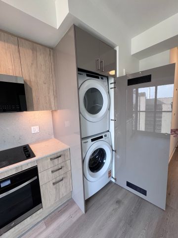 For Lease - 280 Dundas Street Unit# 2012, Toronto, Ontario - Photo 4