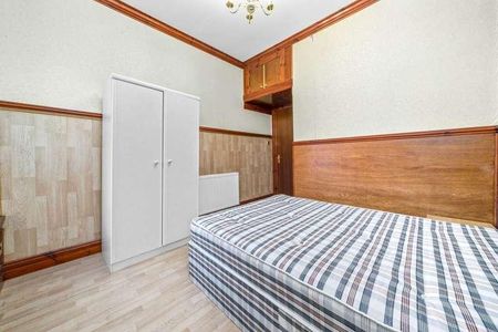 Burghead Place, Linthouse, G51 - Photo 4