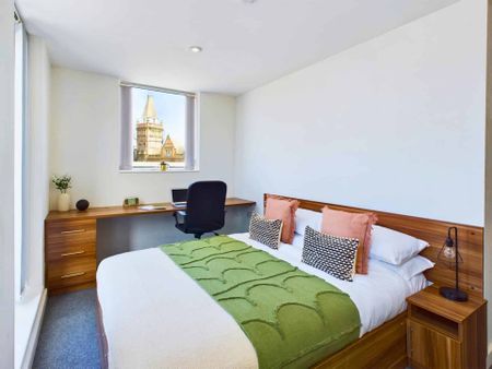2 Bed Apartment Balcony - Photo 5