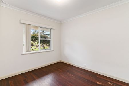 61 Cornwall Street, Dianella WA 6059 - Photo 4