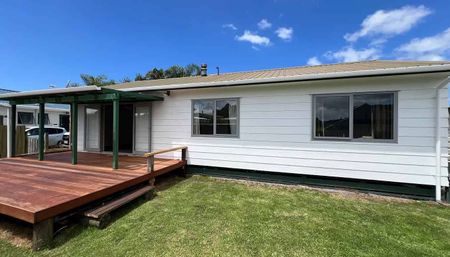 3 Bedroom long term rental in Whangamata - Photo 5
